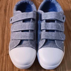 Kidpik shoes